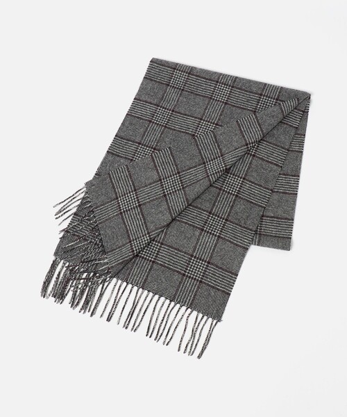 green label relaxing（グリーンレーベルリラクシング）の「カシミヤ 100 トラッド マフラー（マフラー・メンズ・ライトグレー/ネイビー/ベージュ/ダークグレー/レッド/イエロー/パープル/ダークグリーン/グレー系・FREE）」の4枚目の写真