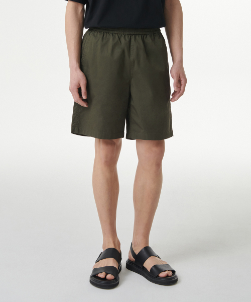MUSINSA STANDARD（ムシンサスタンダード）の「コットンバンディングショーツ [カーキ]（その他パンツ・メンズ・その他・26/28/30/32）」の2枚目の写真