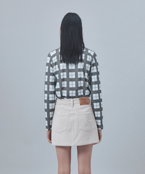 Rest&Recreation（レストアンドレクリエーション）の「CHECK PATTERN LONG SLEEVE TOP - BLACK（Tシャツ/カットソー・レディース・その他・ONE）」の5枚目の写真