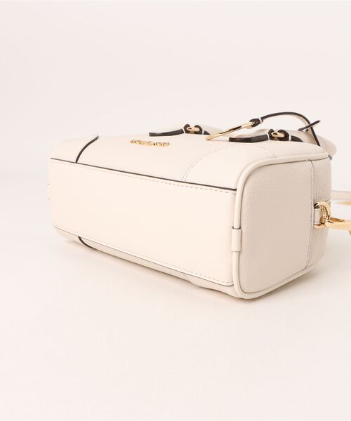 MICHAEL KORS(マイケルコース)の「THOMPSON XS SATCHEL XBODY クロスボディ(ショルダーバッグ・レディース・ベージュ系・FREE)」の3枚目の写真
