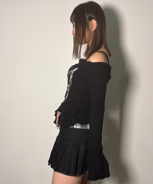 .KOM(ドットコム)の「A'GEM/9 × .kom 『.KOMZ/ドットケーオーエムゼット』 《Y2K》デザインロングスリーブ(Tシャツ/カットソー・レディース・ホワイト/ブラック・FREE)」の15枚目の写真