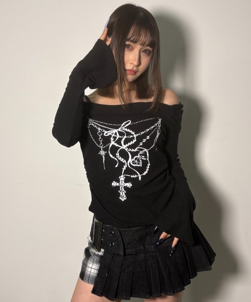 .KOM(ドットコム)の「A'GEM/9 × .kom 『.KOMZ/ドットケーオーエムゼット』 《Y2K》デザインロングスリーブ(Tシャツ/カットソー・レディース・ホワイト/ブラック・FREE)」の11枚目の写真