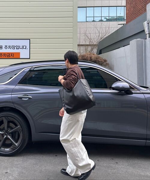 JUAN HOMME(ジュアンオム)の「クロップラウンドネックカーディガン(ブラウン)(カーディガン/ボレロ・メンズ・その他・MEDIUM/LARGE)」の2枚目の写真