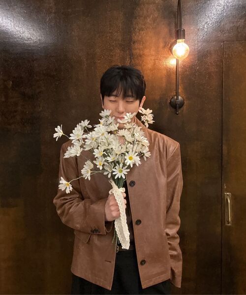 JUAN HOMME(ジュアンオム)の「クロップラウンドネックカーディガン(ブラウン)(カーディガン/ボレロ・メンズ・その他・MEDIUM/LARGE)」の5枚目の写真