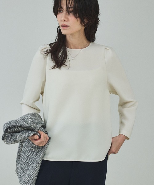 qualite（カリテ）の「ライトダブルクロスナローブラウス/オケージョン/セレモニー/フォーマル/オフィスカジュアル（シャツ/ブラウス・レディース・ネイビー/オフホワイト・フリー）」の6枚目の写真