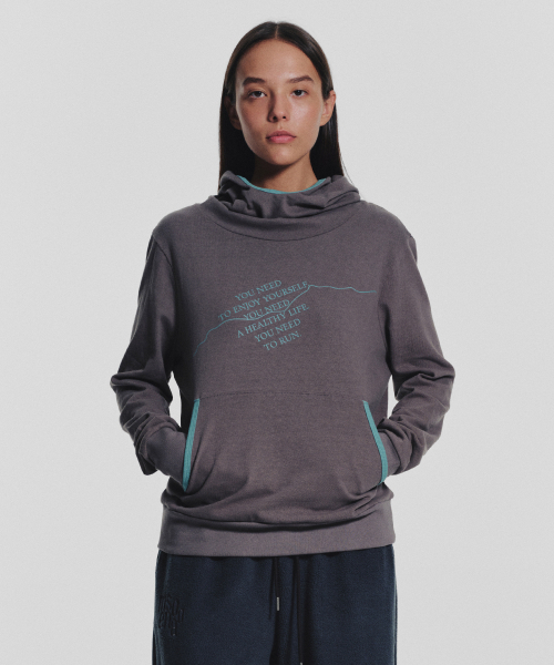 MENASOO(ミナス)の「MNS Track Binding High Neck Hoodie_Gray(パーカー・レディース・グレー・2/1)」の4枚目の写真