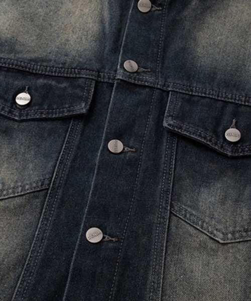NOWLE(ノウル)の「【NOWLE】ヴィンテージウォッシュ ノーカラー ショート デニム ジャケット(デニムジャケット・メンズ・ダークインディゴブルー・LARGE/MEDIUM/X-LARGE)」の4枚目の写真