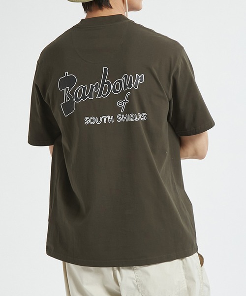 Barbour(バブアー)の「【Barbour】barbour crossby archive logo os t-shirt(Tシャツ/カットソー・メンズ・ネイビー/ブラック/ホワイト/オリーブ・40/38/36/34/42)」の3枚目の写真