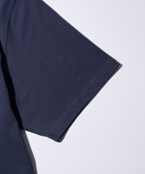 Barbour(バブアー)の「【Barbour】barbour crossby archive logo os t-shirt(Tシャツ/カットソー・メンズ・ネイビー/ブラック/ホワイト/オリーブ・40/38/36/34/42)」の19枚目の写真