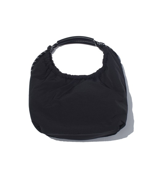 F/CE. (エフシーイー)の「F/CE. PAPER NYLON SHOULDER TOTE / エフシーイー ペーパーナイロン ショルダートート(トートバッグ・レディース・ミント/ブラック・FREE)」の8枚目の写真