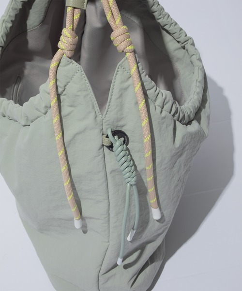 F/CE. (エフシーイー)の「F/CE. PAPER NYLON SHOULDER TOTE / エフシーイー ペーパーナイロン ショルダートート(トートバッグ・レディース・ミント/ブラック・FREE)」の6枚目の写真