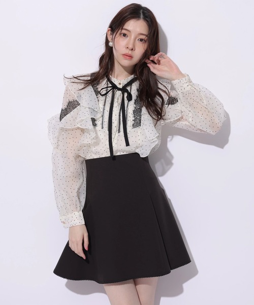 Rirandture(リランドチュール)の「ドットラッフルブラウス(シャツ/ブラウス・レディース・オフホワイト・2)」の6枚目の写真