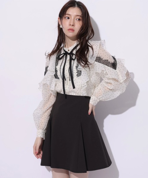 Rirandture(リランドチュール)の「ドットラッフルブラウス(シャツ/ブラウス・レディース・オフホワイト・2)」の7枚目の写真