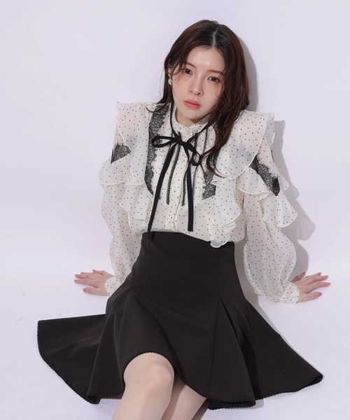 Rirandture(リランドチュール)の「ドットラッフルブラウス(シャツ/ブラウス・レディース・オフホワイト・2)」の10枚目の写真