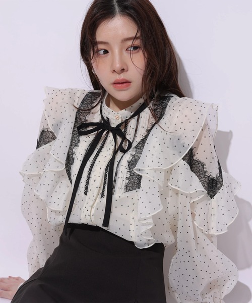 Rirandture(リランドチュール)の「ドットラッフルブラウス(シャツ/ブラウス・レディース・オフホワイト・2)」の14枚目の写真