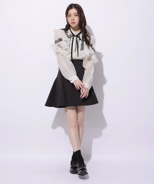 Rirandture(リランドチュール)の「ドットラッフルブラウス(シャツ/ブラウス・レディース・オフホワイト・2)」の15枚目の写真