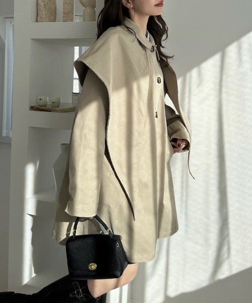 Eclat one（エクラワン）の「【Eclat one】コンパクトツイル スカーフ付き ミドル丈 ステンカラーコート（ステンカラーコート・レディース・アイボリー/ライトベージュ/ブラック・FREE）」の15枚目の写真