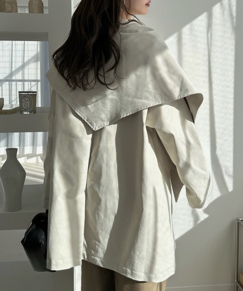 Eclat one（エクラワン）の「【Eclat one】コンパクトツイル スカーフ付き ミドル丈 ステンカラーコート（ステンカラーコート・レディース・アイボリー/ライトベージュ/ブラック・FREE）」の10枚目の写真