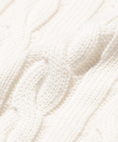 BEAMS PLUS(ビームスプラス)の「V-Neck Vest Cable(ニット/セーター・メンズ・ブラウン/ブルー/ベージュ/ホワイト/ネイビー/イエロー/グレー/オリーブ/ブラック/レッド・SMALL/MEDIUM/X-LARGE/LARGE)」の19枚目の写真