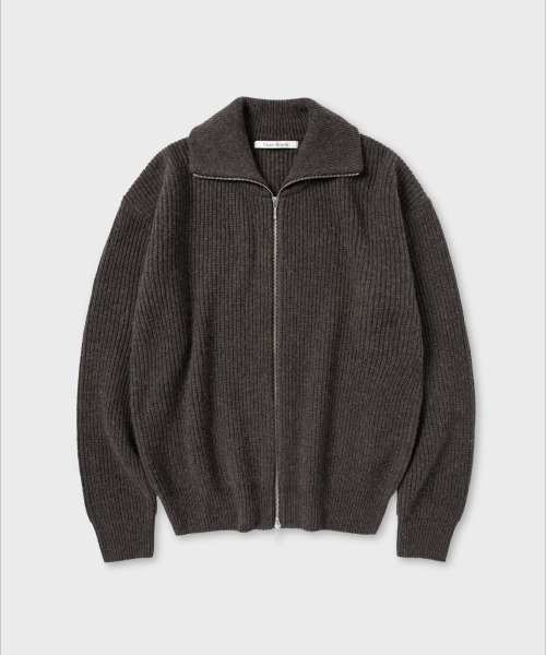 NONBLANK(ノンブランク)の「ルーズフィットジップアップカラーニット_MELANGE BROWN(ニット/セーター・メンズ・ブラウン・M/XL/L)」の1枚目の写真