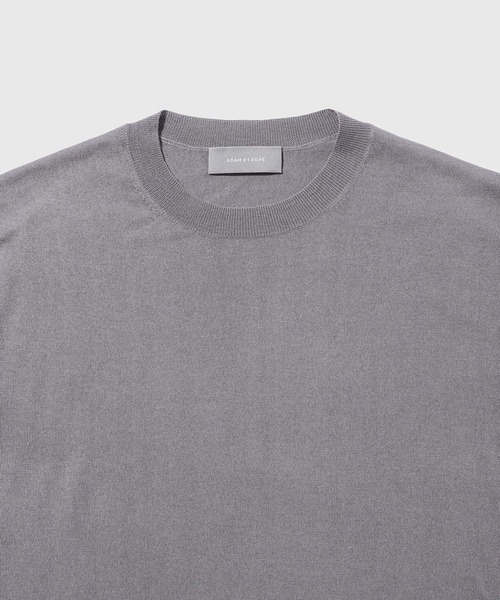ADAM ET ROPE'(アダムエロペ)の「カシミヤシルク ニット Tシャツ / ロングシーズン着用可能(Tシャツ/カットソー・メンズ・チャコールグレー/ブラック・M/L)」の3枚目の写真