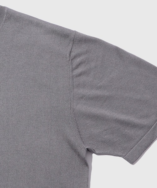 ADAM ET ROPE'(アダムエロペ)の「カシミヤシルク ニット Tシャツ / ロングシーズン着用可能(Tシャツ/カットソー・メンズ・チャコールグレー/ブラック・M/L)」の5枚目の写真