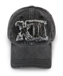 IDWS（アイドンワナセル）の「XII Time Applique Ball Cap Black（キャップ）」