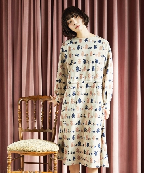 Jocomomola(ホコモモラ)の「Molino ダブルジャカード総柄ワンピース(ワンピース・レディース・アイボリー/グリーン・40)」の1枚目の写真