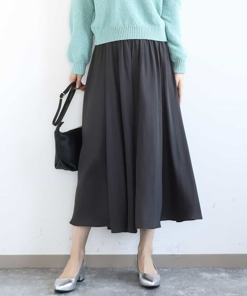 MK MICHEL KLEIN（エムケーミッシェルクラン）の「サテンガウチョパンツ/接触冷感/UVカット/洗える（その他パンツ・レディース・ダークグレー/ベージュ/パープル/ダークベージュ/グリーン・38）」の2枚目の写真