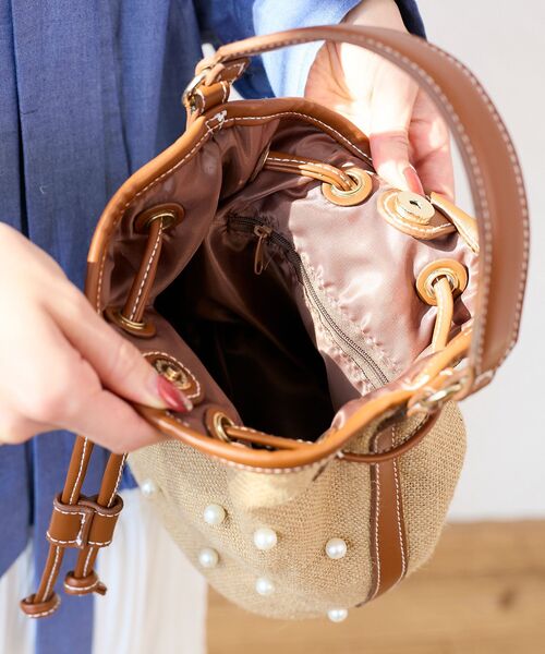 le.coeur blanc（ルクールブラン）の「パール付き巾着トート（トートバッグ・レディース・ブラウン/ブラック・FREE）」の8枚目の写真