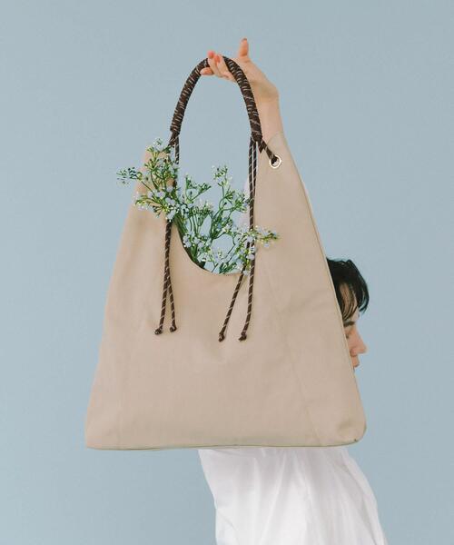 RODE SKO(ロデスコ)の「コードハンドルバッグ(トートバッグ・レディース・ベージュ/グレー/ブラック・ONE)」の18枚目の写真