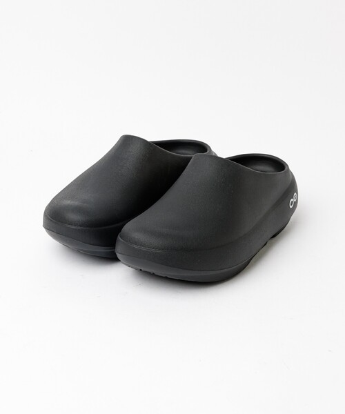 OOFOS(ウーフォス)の「【OOFOS/ウーフォス】OOcloog+ / ウークロッグプラス(サンダル・レディース・ブラック・23/24/25)」の12枚目の写真