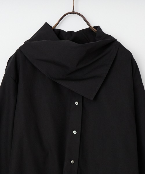 mizuiroind（ミズイロインド）の「[mizuiro ind/ミズイロインド] スカーフカラーシャツ（シャツ/ブラウス・レディース・ブラック/オフホワイト・F）」の4枚目の写真