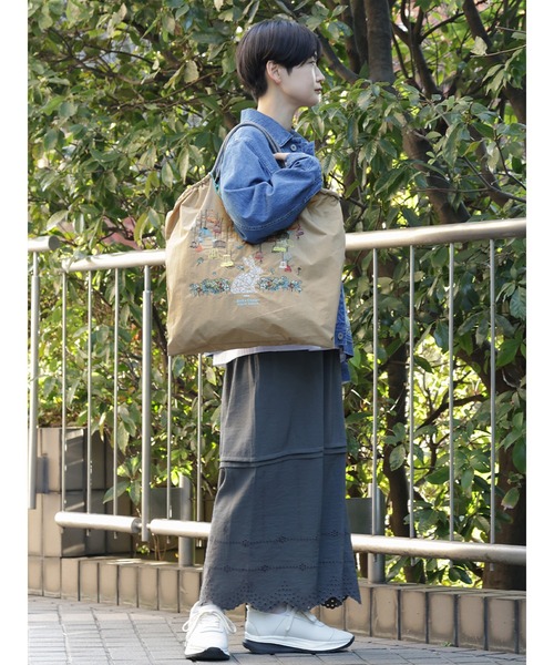 SUPER HAKKA(スーパーハッカ)の「SUPER HAKKA×Ball&Chain ランプとうさぎ刺繍トートバッグ(L)(トートバッグ・レディース・ネイビー/ベージュ・FREE)」の13枚目の写真