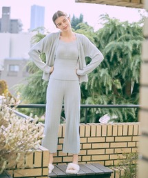 une nana cool（ウンナナクール）の「とろみ素材がここちよいカップ付きキャミソール moi room（モアルーム）（ルームウェア/パジャマ）」