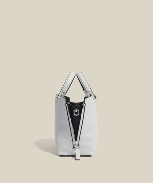 E'POR(エポール)の「【E'POR】【数量限定】Y BAG Mini/超軽量・26SS(ハンドバッグ・レディース・ブルー系その他6・FREE)」の3枚目の写真