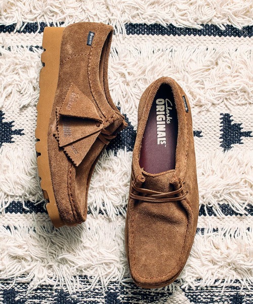 Clarks（クラークス）の「(CLARKS)WALLABEE GTX（モカシン/デッキシューズ・レディース・ブラック/ブラウン・23cm/24cm/25cm）」の2枚目の写真