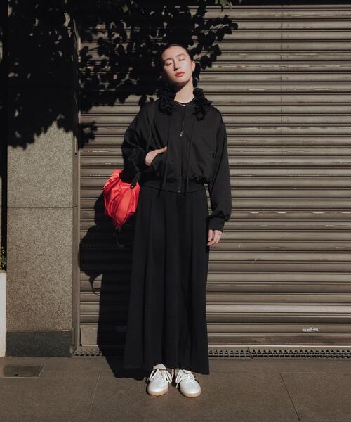 URBAN RESEARCH(アーバンリサーチ)の「new basic WASHABLE WOOL FLARE ONE-PIECE(ワンピース・レディース・ネイビー/チャコールグレー/ブラック・36/38)」の13枚目の写真