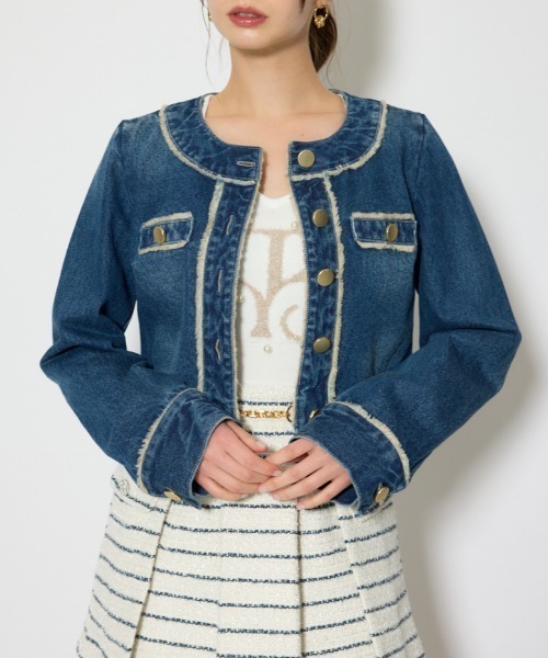 rienda（リエンダ）の「【森香澄さん着用】ノーカラーフリンジデニムジャケット 春服（ノーカラージャケット・レディース・ブルー/ライトブルー・SMALL/MEDIUM）」の2枚目の写真