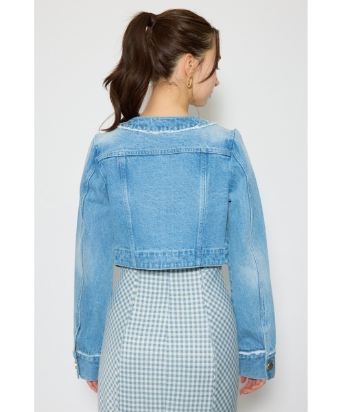 rienda（リエンダ）の「【森香澄さん着用】ノーカラーフリンジデニムジャケット 春服（ノーカラージャケット・レディース・ブルー/ライトブルー・SMALL/MEDIUM）」の4枚目の写真