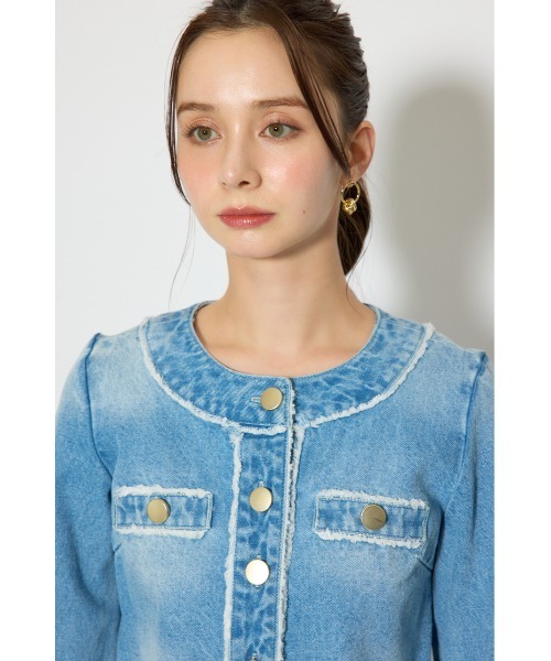 rienda（リエンダ）の「【森香澄さん着用】ノーカラーフリンジデニムジャケット 春服（ノーカラージャケット・レディース・ブルー/ライトブルー・SMALL/MEDIUM）」の5枚目の写真