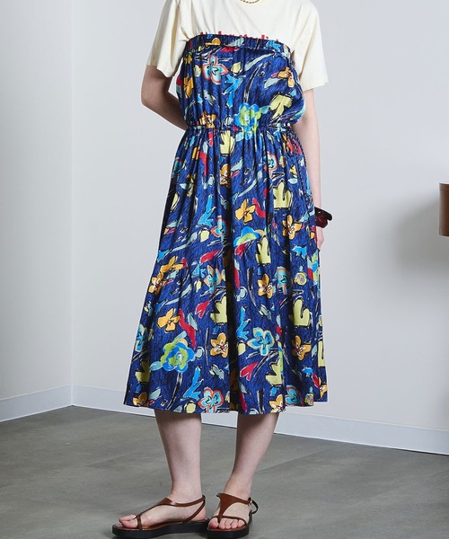 ROSE BUD（ローズバッド）の「(mici)PRINT GATHERED SKIRT（スカート・レディース・ネイビー/ブラウン・ONE SIZE）」の2枚目の写真