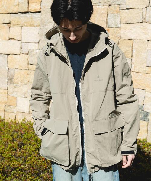 Snow Peak（スノーピーク）の「『別注』Snow Peak Apparel×DOORS　NYLON WASHER PARKA（マウンテンパーカー・メンズ・ベージュ/チャコールグレー/ブラック・LARGE/X-LARGE/MEDIUM）」の10枚目の写真