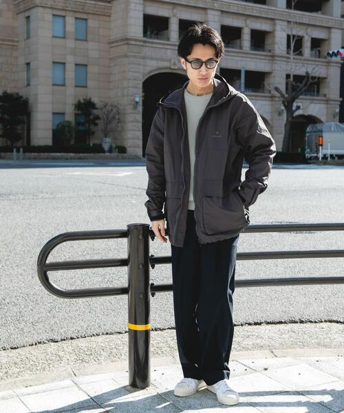 Snow Peak（スノーピーク）の「『別注』Snow Peak Apparel×DOORS　NYLON WASHER PARKA（マウンテンパーカー・メンズ・ベージュ/チャコールグレー/ブラック・LARGE/X-LARGE/MEDIUM）」の21枚目の写真