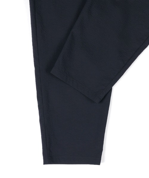 The DUFFER of ST.GEORGE（ザダファーオブセントジョージ）の「HIGH-TECH SEERSUCKER "COOLMAX" EASY TAPERED PANTS：クールマックス シアサッカー イージーパンツ / テーパードパンツ / セットアップ対応（その他パンツ・メンズ・ネイビー/チャコールグレー・X-LARGE/LARGE/MEDIUM/SMALL）」の13枚目の写真