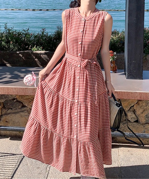 LUCPY(ラクピー)の「ノースリーブギンガムチェックフロントボタンワンピース(ワンピース・レディース・レッド・XX-LARGE/X-LARGE/LARGE/MEDIUM)」の1枚目の写真