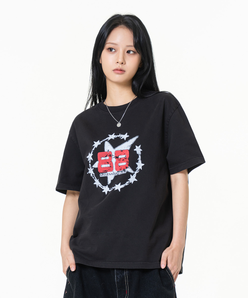 MOZMOZ（モズモズ）の「トゥエイトピグメントクロップ半袖Tシャツブラック（Tシャツ/カットソー・レディース・その他・1/2/3）」の3枚目の写真