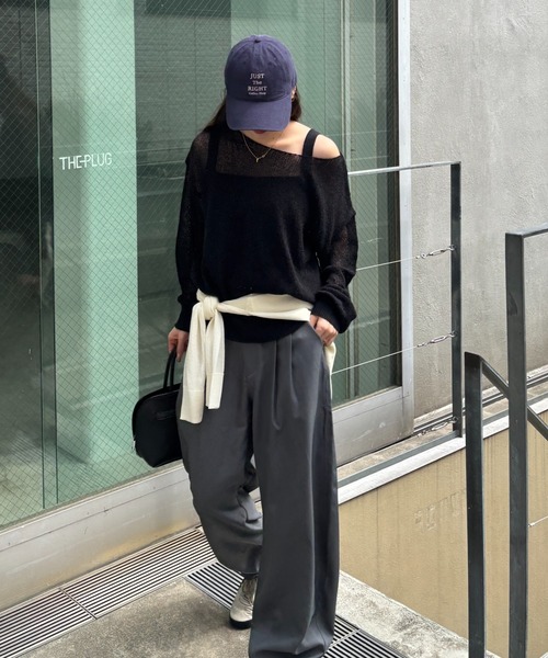 COLONY 2139(コロニートゥーワンスリーナイン)の「2タックカーブスラックス(スラックス・レディース・サンドベージュ/ブラック/グレー・X-SMALL/SMALL/MEDIUM)」の12枚目の写真