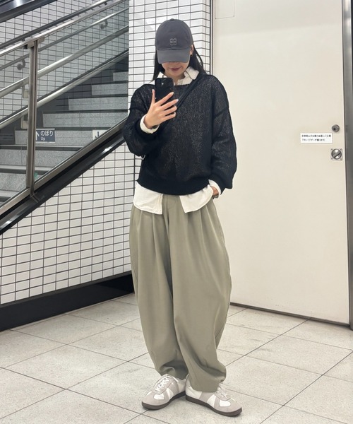 COLONY 2139(コロニートゥーワンスリーナイン)の「2タックカーブスラックス(スラックス・レディース・サンドベージュ/ブラック/グレー・X-SMALL/SMALL/MEDIUM)」の15枚目の写真