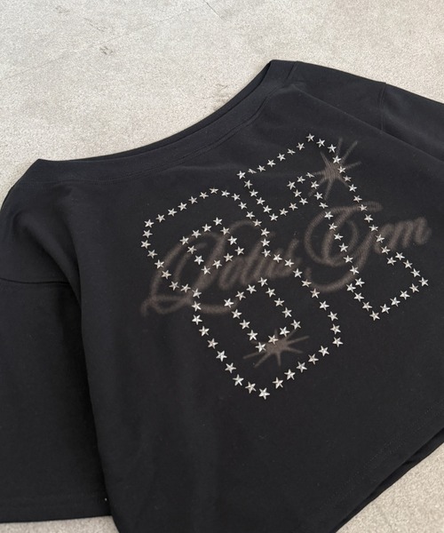 lilful(リルフル)の「【26年春夏新作】スタースタッズナンバリングデザイン ぼかしロゴ ワンショルトップス(Tシャツ/カットソー・レディース・ブラック/ブルー/ホワイト・F)」の22枚目の写真